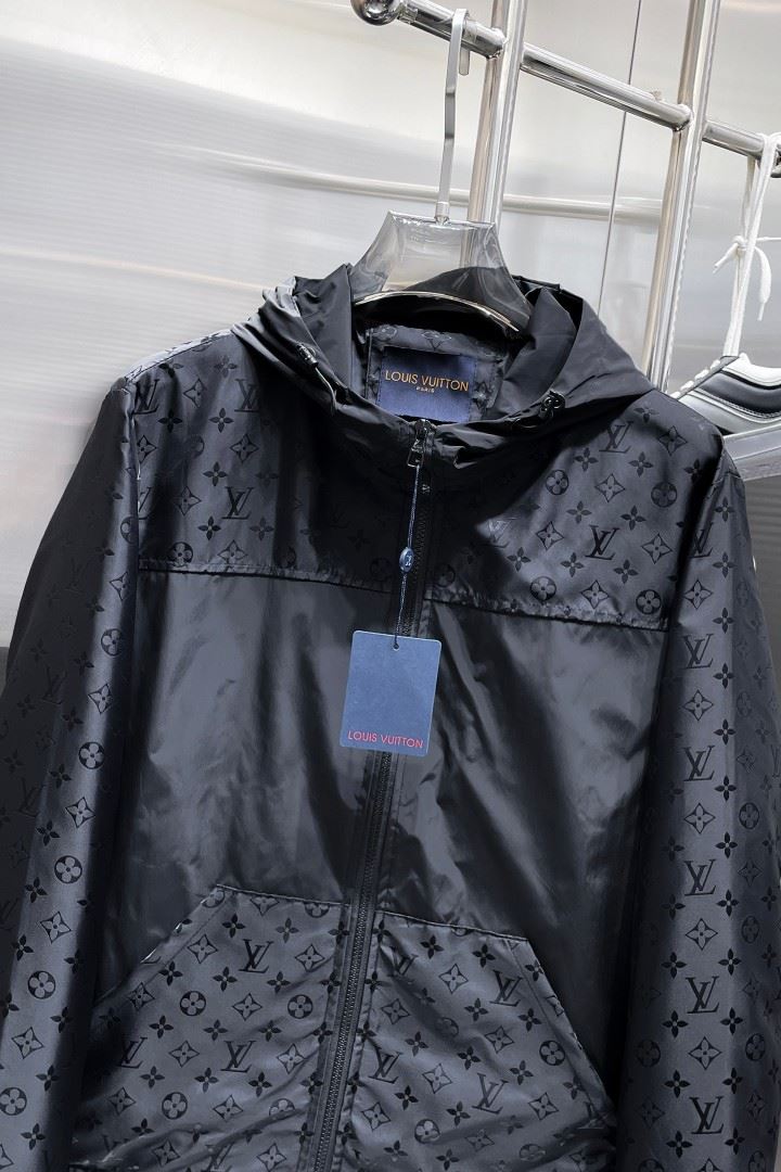 Louis Vuitton Outwear